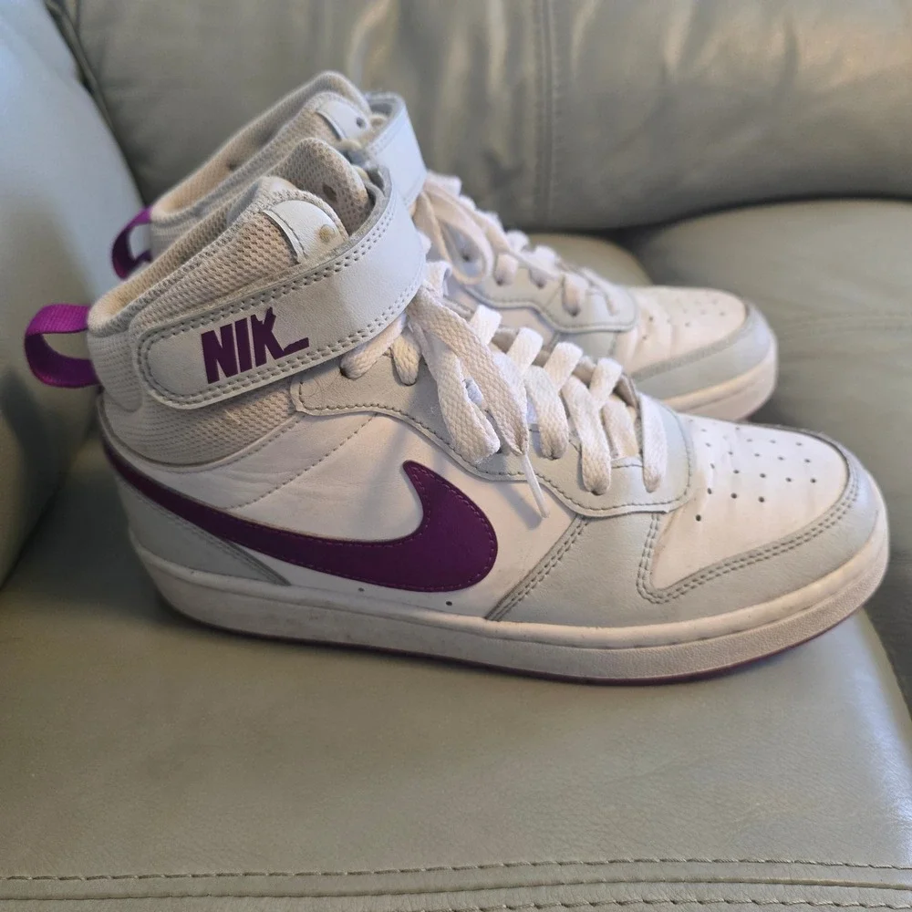 Nike‎ Court Borough Mid 2 White Grey Purple GS Sneakers CD7782-009 Size 5Y